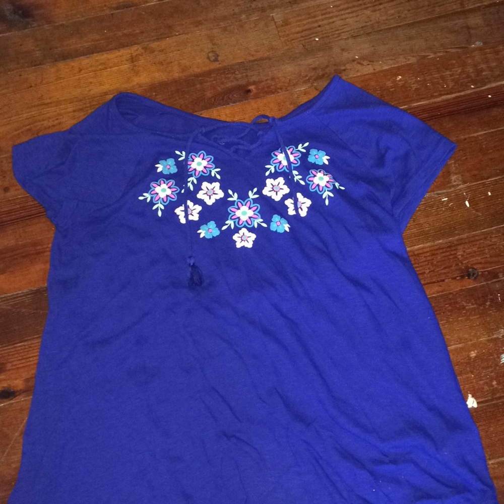 Blue floral laced up shirt